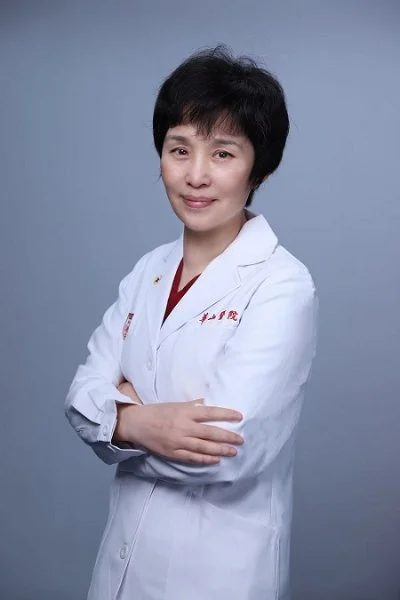 卢燕雯