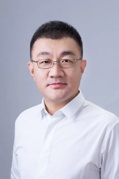 薄世宁