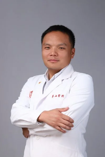 李宏