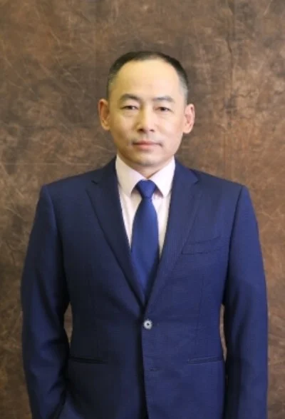 袁霆