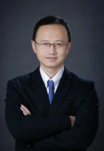 殷峻