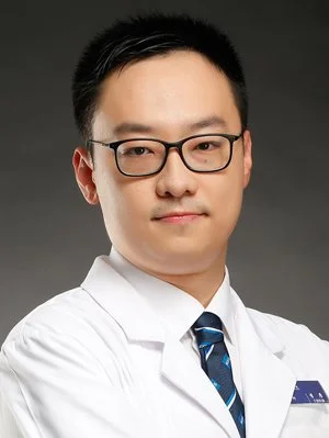 李彦
