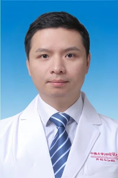 许灿