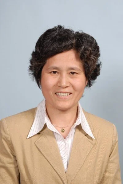 黄晓英